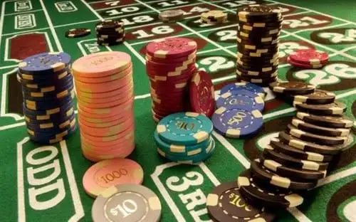 lanbet77 စလော့ဂိမ်းများ မြန်မာကစားသမားများ Video Slots ကစားနေသောမြင်ကွင်း