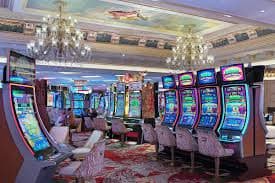 lanbet77 Live Dealer ကတ်ဂိမ်းများ ကစားနေသောမြင်ကွင်း